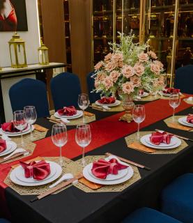 Nội Thất Ph&ograve;ng VIP Đẳng Cấp