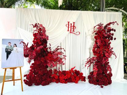 Lễ Vu Quy Sắc Đỏ Burgundy Lộng Lẫy Tại Ph&uacute; Qu&yacute; Center | L&ecirc; Hiền & Ho&agrave;ng L&acirc;m