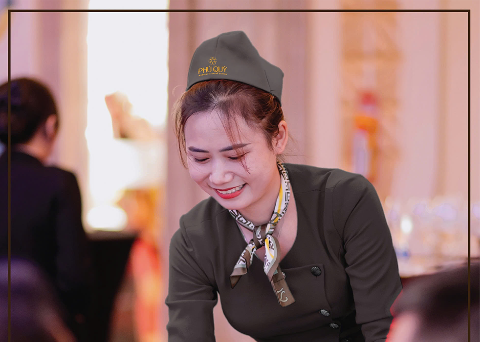 Phục vụ tận t&acirc;m